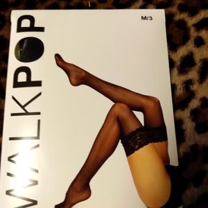 Walk Pop Lace Top Thigh High Stockings
